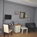 Retropera 2*