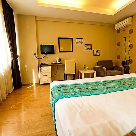 Hotel Retropera