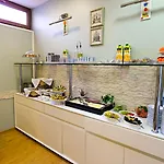 Hotel Retropera 2*